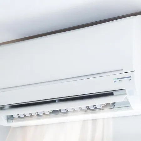 Romanticni Ob Morju - Happy *