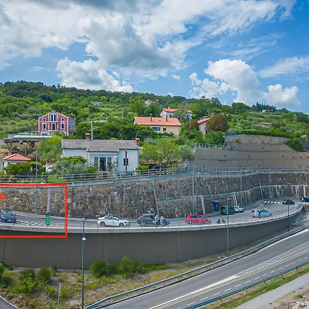 Romanticni Ob Morju - Happy קופר