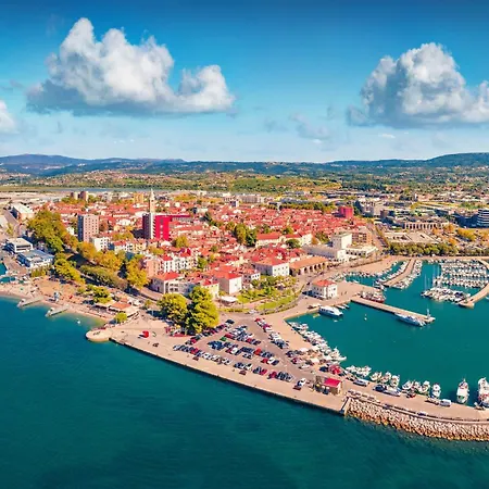 דירה Romanticni Ob Morju - Happy קופר