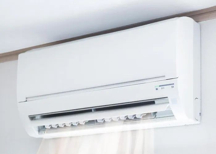 Romanticni Ob Morju - Happy *