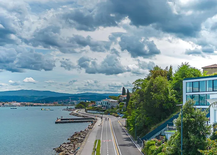 Romanticni Ob Morju - Happy Κόπερ